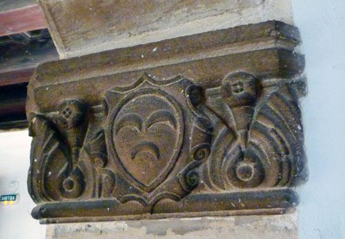 half_moon_waning half_moon_waning